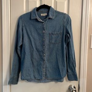 Tradlands Denim Button-Down